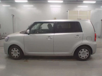 Toyota COROLLA RUMION  с аукциона в Японии