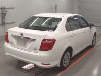 Toyota COROLLA AXIO лот № 30083 оценка R  с аукциона в Японии 1