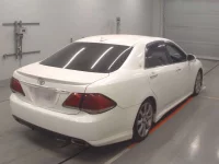 Toyota CROWN лот № 30064 оценка 4  с аукциона в Японии 1