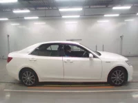 Toyota CROWN лот № 30263 оценка 4  с аукциона в Японии 2