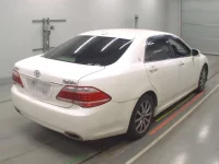Toyota CROWN лот № 30279 оценка 3.5  с аукциона в Японии 1
