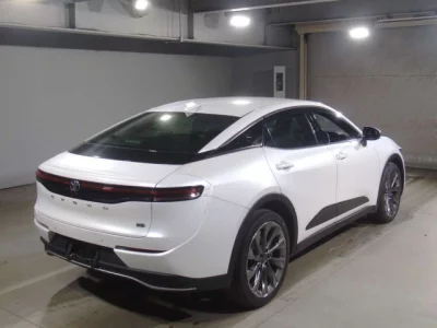 Toyota CROWN CROSSOVER