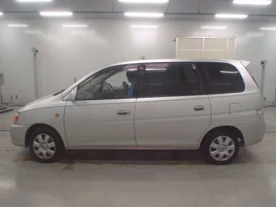 Toyota GAIA  с аукциона в Японии