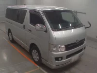Toyota HIACE VAN лот № 30182 оценка 3.5  с аукциона в Японии 4