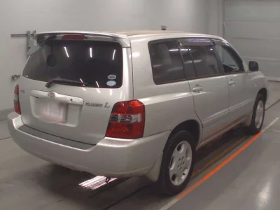 Toyota KLUGER  с аукциона в Японии