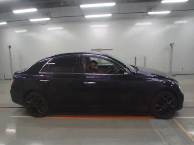 Toyota MARK X  с аукциона в Японии