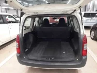 Toyota PROBOX лот № 30268 оценка 3.5  с аукциона в Японии 8
