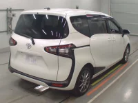 Toyota SIENTA лот № 30084 оценка 4.5  с аукциона в Японии 1