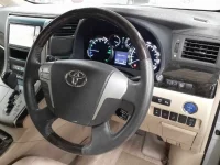 Toyota VELLFIRE лот № 30078 оценка 4  с аукциона в Японии 6
