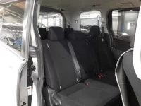 Toyota VOXY лот № 30085 оценка 3.5  с аукциона в Японии 9