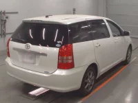 Toyota WISH лот № 30047 оценка 3.5  с аукциона в Японии 1