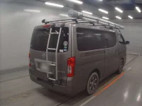 Nissan CARAVAN VAN лот № 30126 оценка 3  с аукциона в Японии 1