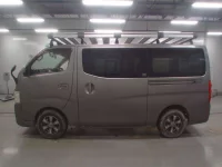 Nissan CARAVAN VAN лот № 30126 оценка 3  с аукциона в Японии 3