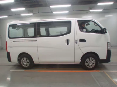 Nissan CARAVAN VAN