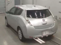Nissan LEAF лот № 10084 оценка 4.5  с аукциона в Японии 5