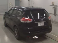 Nissan X-TRAIL лот № 30001 оценка R  с аукциона в Японии 5
