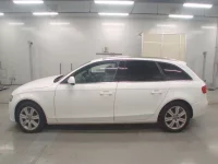 Audi A4 лот № 38027 оценка 4  с аукциона в Японии 3