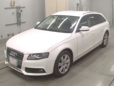 Audi A4  с аукциона в Японии