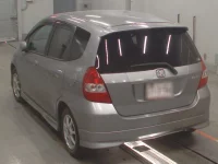 Honda FIT лот № 10109 оценка RA  с аукциона в Японии 5