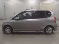 Honda FIT лот № 10109 оценка RA  с аукциона в Японии 3