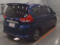 Honda FREED лот № 30044 оценка 4  с аукциона в Японии 1