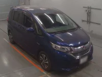Honda FREED лот № 30044 оценка 4  с аукциона в Японии 4