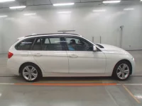 BMW 3-Series лот № 38049 оценка 4  с аукциона в Японии 2