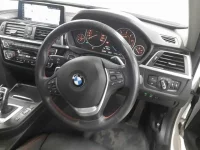 BMW 3-Series лот № 38049 оценка 4  с аукциона в Японии 6