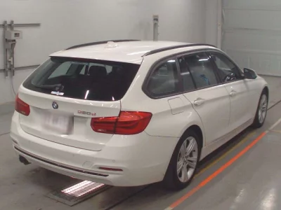 BMW 3-Series  с аукциона в Японии