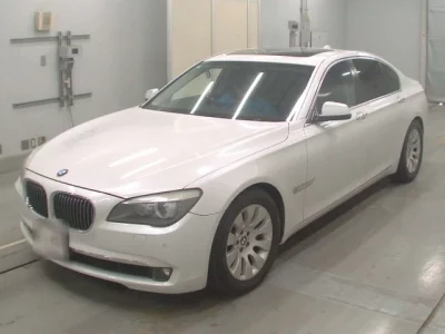 BMW 7-Series  с аукциона в Японии