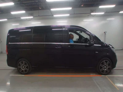 Mercedes-Benz V CLASS