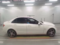 Mercedes-Benz C CLASS лот № 38044 оценка 4  с аукциона в Японии 2