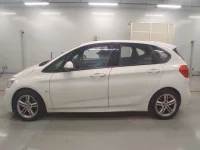 BMW 2-Series лот № 38038 оценка 3.5  с аукциона в Японии 3