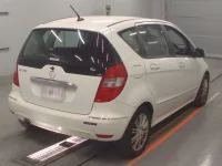 Mercedes-Benz A CLASS лот № 38061 оценка 4  с аукциона в Японии 1