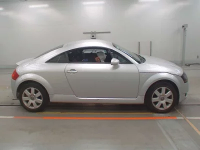 Audi TT  с аукциона в Японии