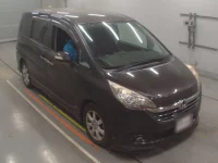 Honda STEP WAGON лот № 10196 оценка 3.5  с аукциона в Японии 4