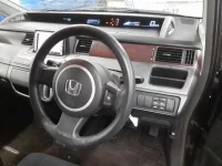 Honda STEP WAGON лот № 10196 оценка 3.5  с аукциона в Японии 6