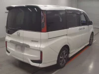 Honda STEP WAGON лот № 30094 оценка 3.5  с аукциона в Японии 1