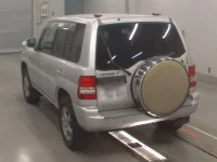 Mitsubishi PAJERO IO лот № 10064 оценка 3.5  с аукциона в Японии 5