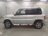 Mitsubishi PAJERO IO лот № 10064 оценка 3.5  с аукциона в Японии 3