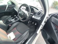 Mazda AXELA лот № 10113 оценка 3.5  с аукциона в Японии 6