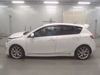 Mazda AXELA лот № 10113 оценка 3.5  с аукциона в Японии 3