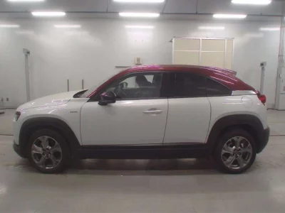 Mazda MX-30  с аукциона в Японии