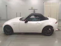 Mazda ROADSTER лот № 36012 оценка 3.5  с аукциона в Японии 3