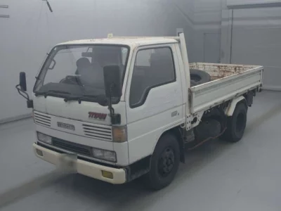 Mazda TITAN  с аукциона в Японии