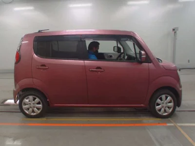 Suzuki MRWAGON