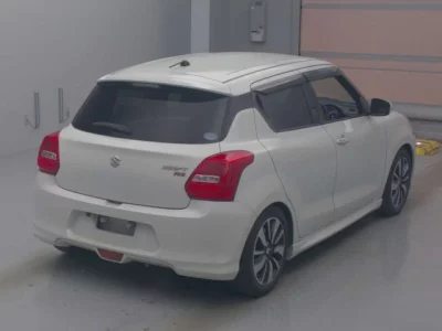 Suzuki SWIFT  с аукциона в Японии