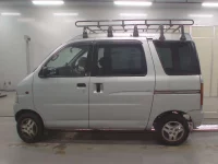 Daihatsu ATRAI VAN лот № 80046 оценка 99  с аукциона в Японии 3