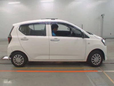 Daihatsu MIRA E S  с аукциона в Японии