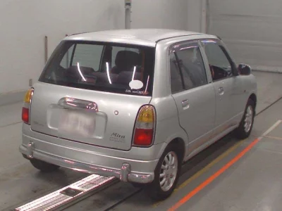 Daihatsu MIRA